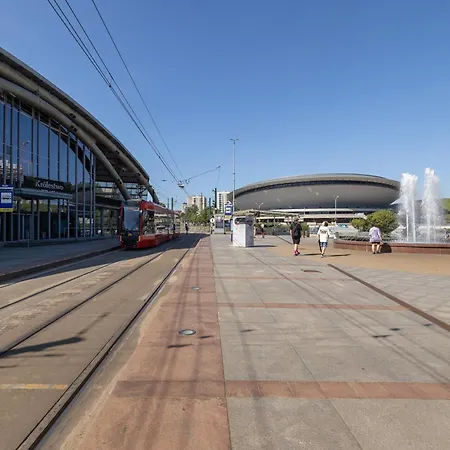 Apartmán Classic Grazynskiego Near Spodek By Renters *